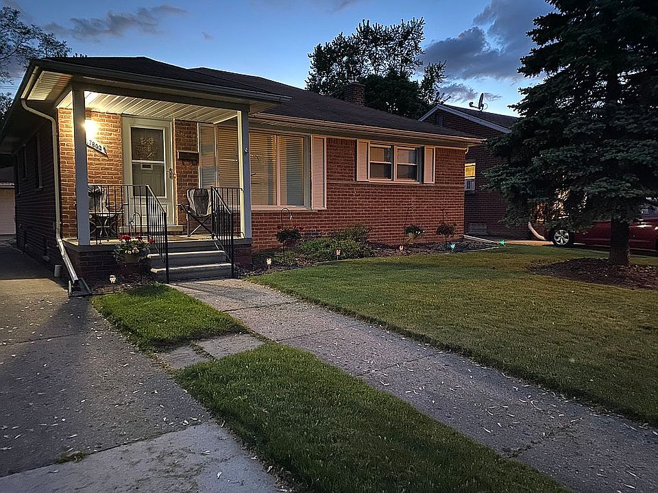 1st image of 17603 Glenmore St