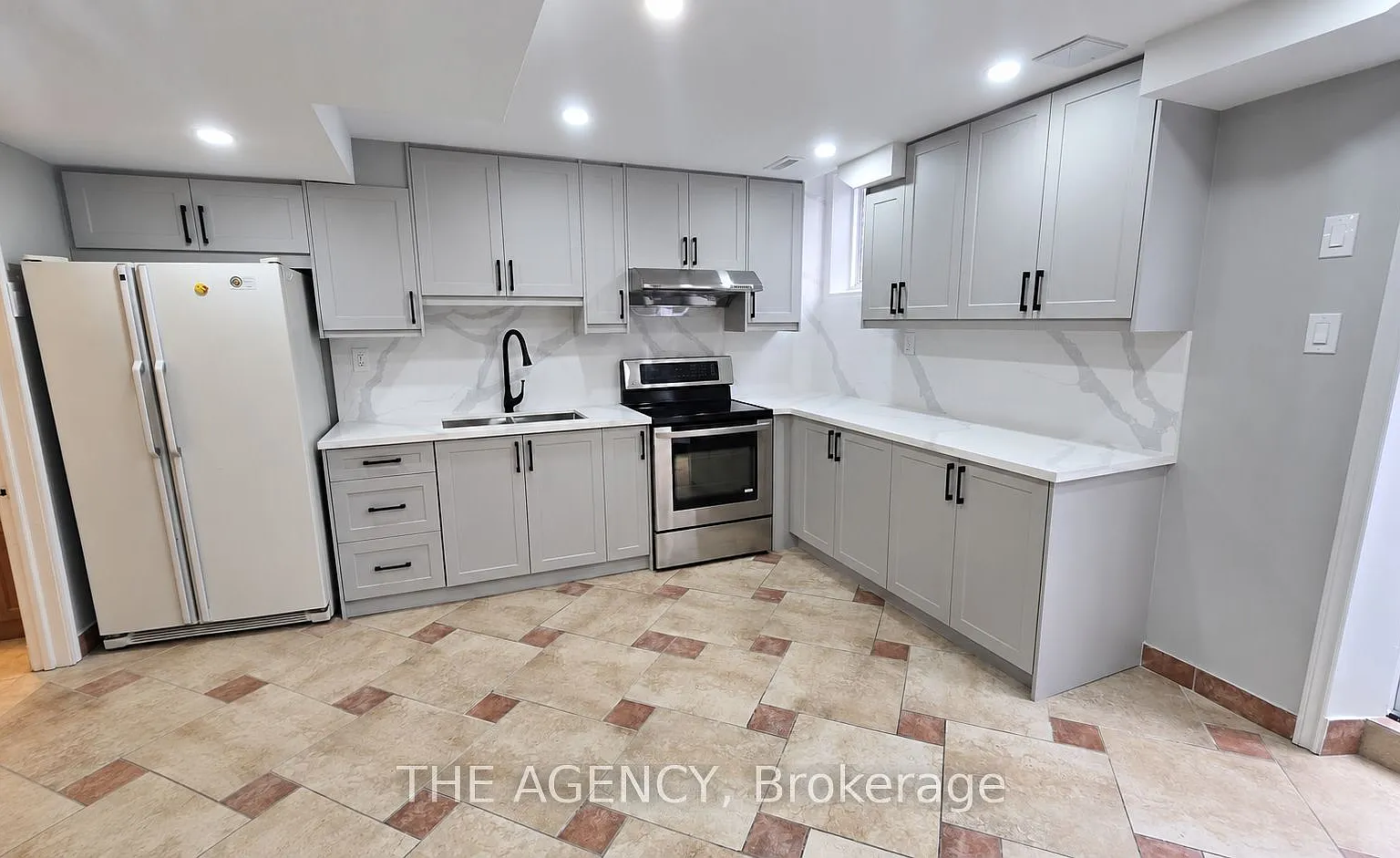 3 bed, $2,500 — Photo 4