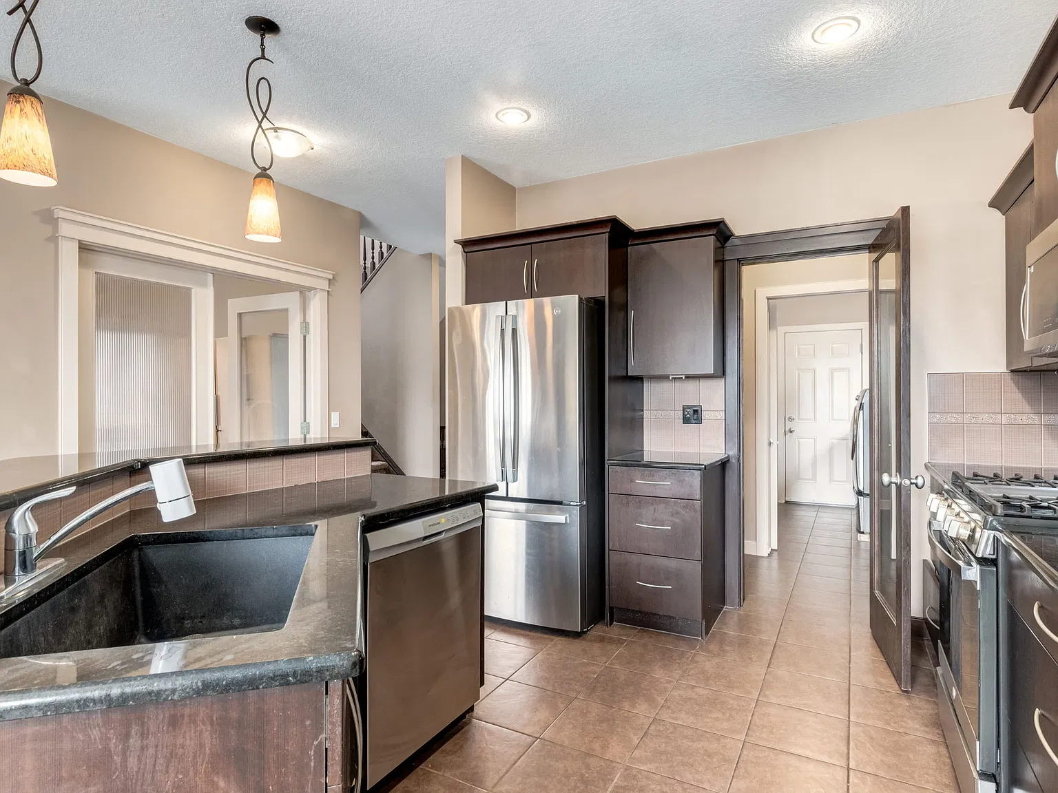 226 silverado bank circle sw calgary — Photo 4