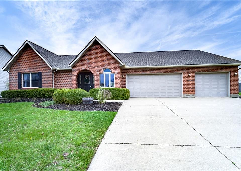 1st image of 773 Copperfield Ln
