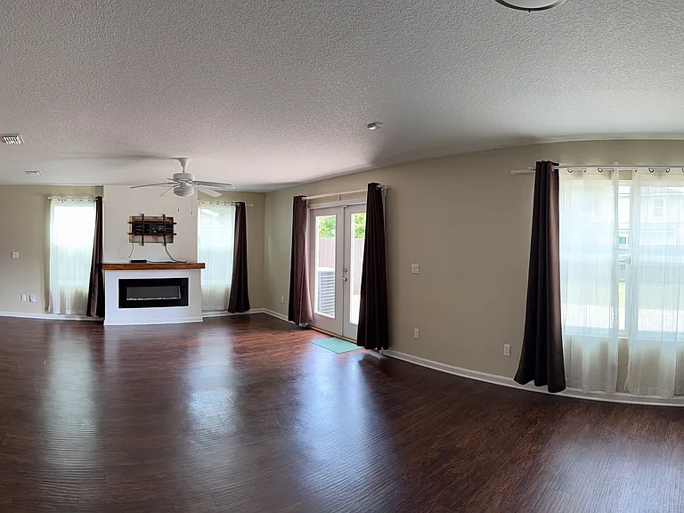 8319 Highfield Ave — Photo 2