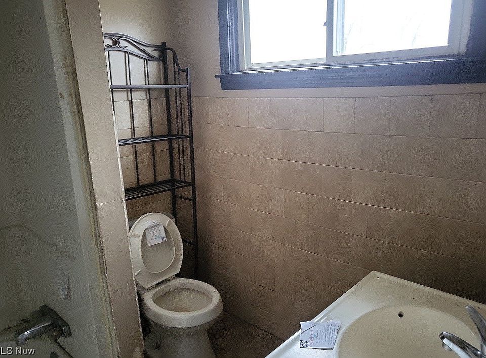 70009 2nd St, Flushing, OH 43977 MLS 4453115 Zillow