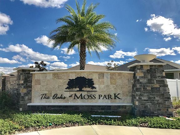 3rd image of 10126 Lovegrass Ln