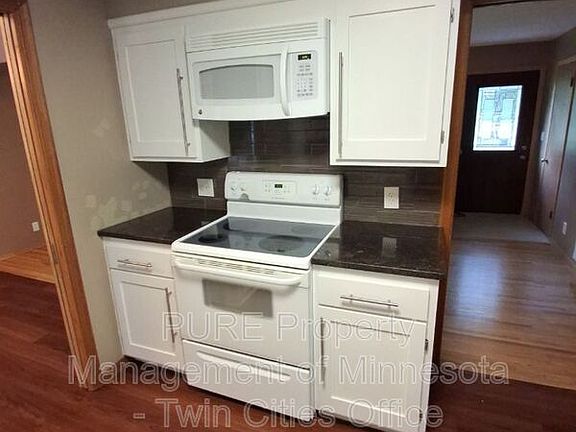 3rd image of 391 91st Ave NE