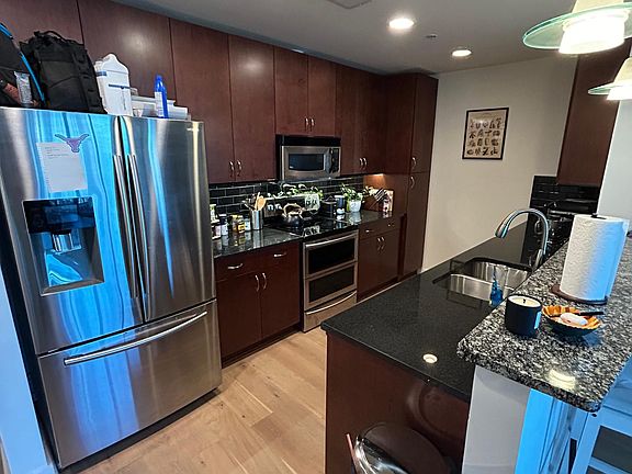 5th image of 860 Peachtree St NE Unit 1005