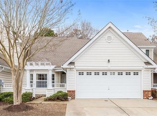 114 Lands End Ln, Carrollton, VA 23314