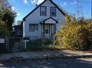 73 Magellan St, Fall River, MA 02724