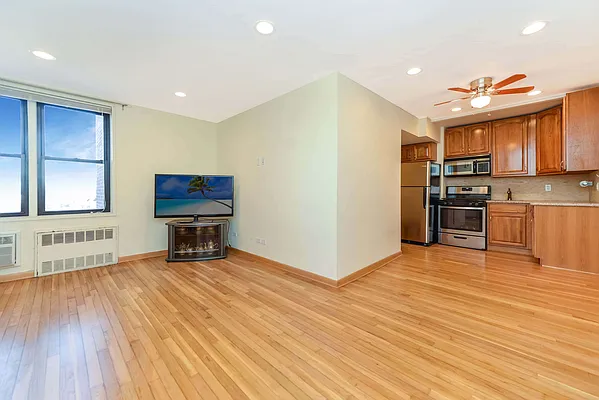 Sold by Amerihomes Realty of NY | media 4