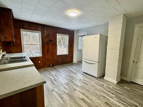 4th image of 136 Ann Wilson Road