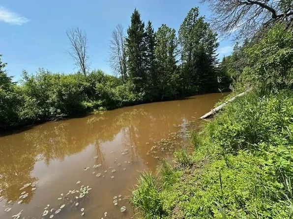 S Haylake Rd, Sault Sainte Marie, MI 49783