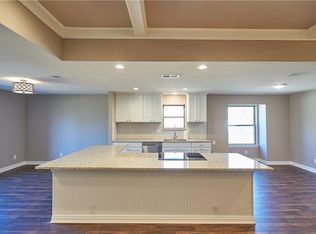 1807 Yorkstown Dr, Ennis, TX 75119