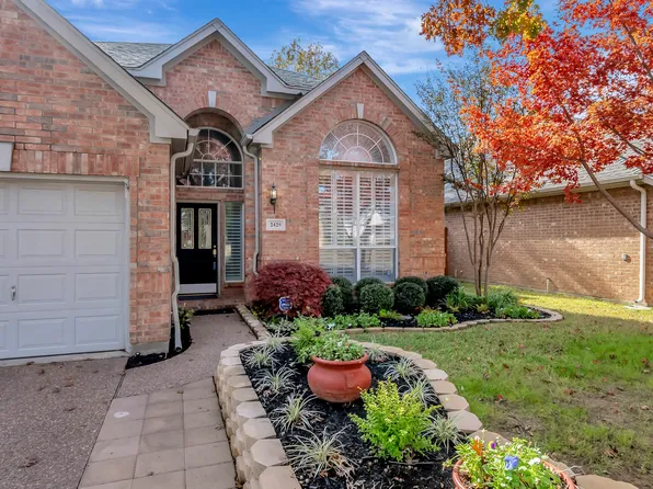 2429 Folkstone Way, Bedford, TX 76021
