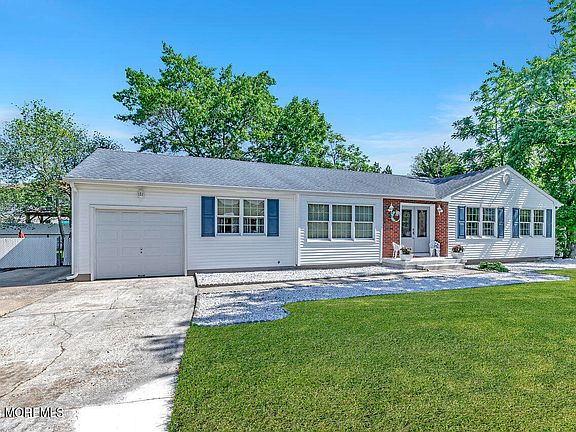 4th image of 203 Yvonne Drive