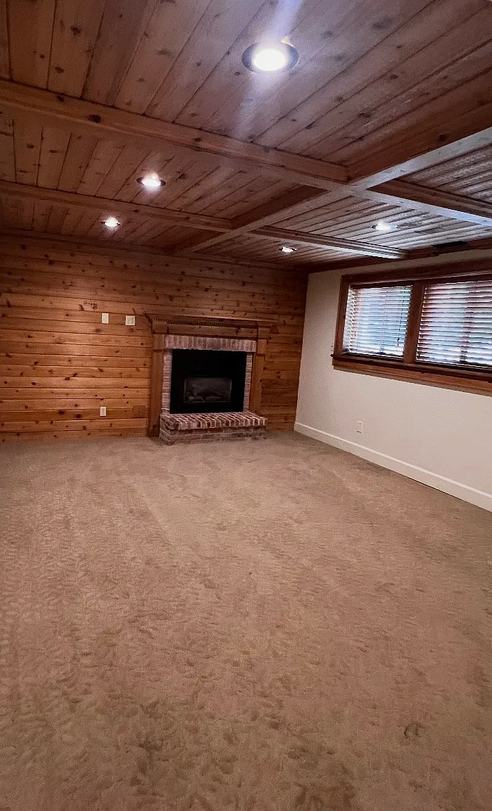 441 E Canyon Estates Dr — Photo 2