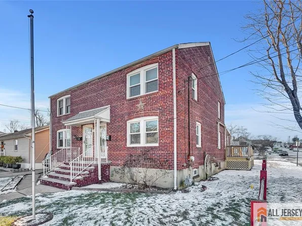 53A Commercial Ave, Avenel, NJ 07001