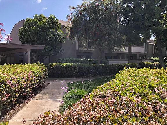 2nd image of 9149 Village Glen Dr