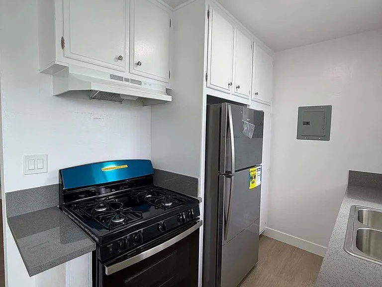 3822 Baldwin Ave. — Photo 9