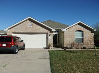 102 Kerley Dr, Hutto, TX 78634