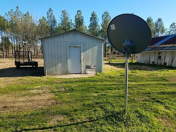 3rd image of 104 County Road 3324