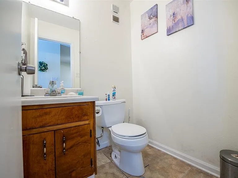 2309 Green Timbers Trl #B — Photo 8