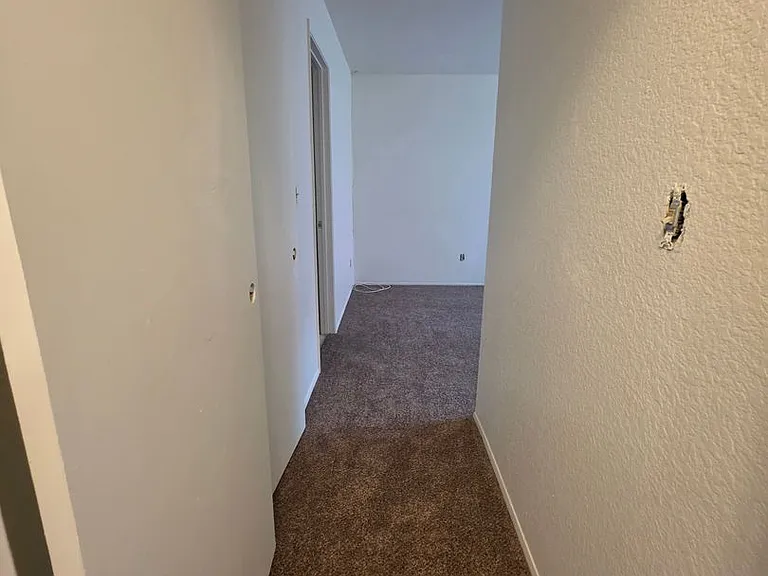 5311-5315 Santa Margarita St — Photo 14