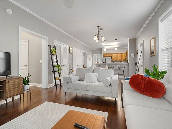 5th image of 25806 Pollard Rd APT 205