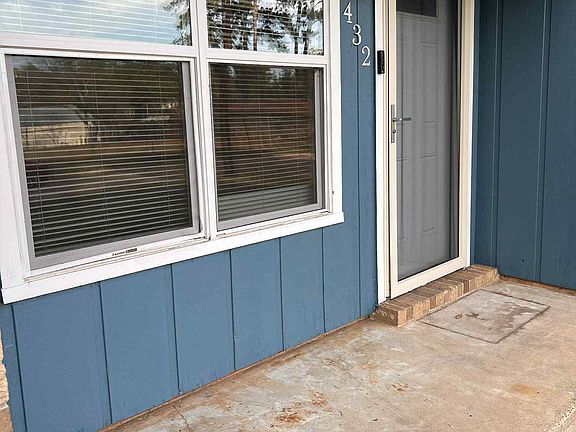 2nd image of 432 Carroll Ave