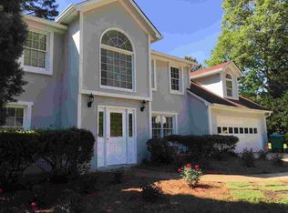 5494 Breathitt Dr, Lilburn, GA 30047