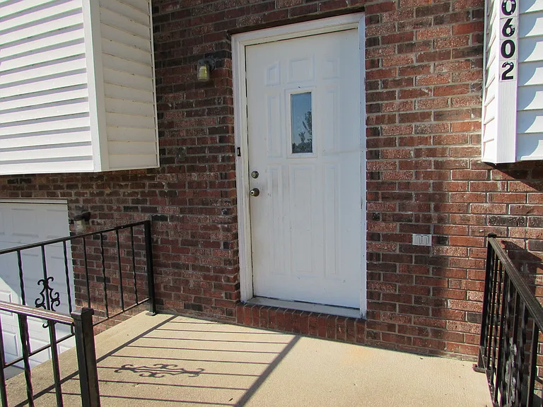 20602 Snicker Ct — Photo 3