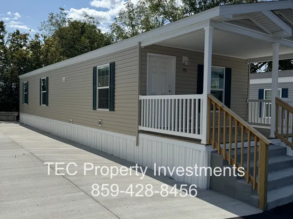 131 Blueberry Ln, Winchester, KY 40391