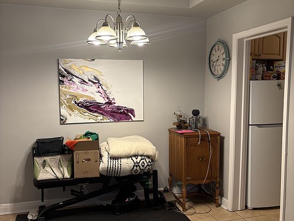 5th image of 280 Armstrong St #6