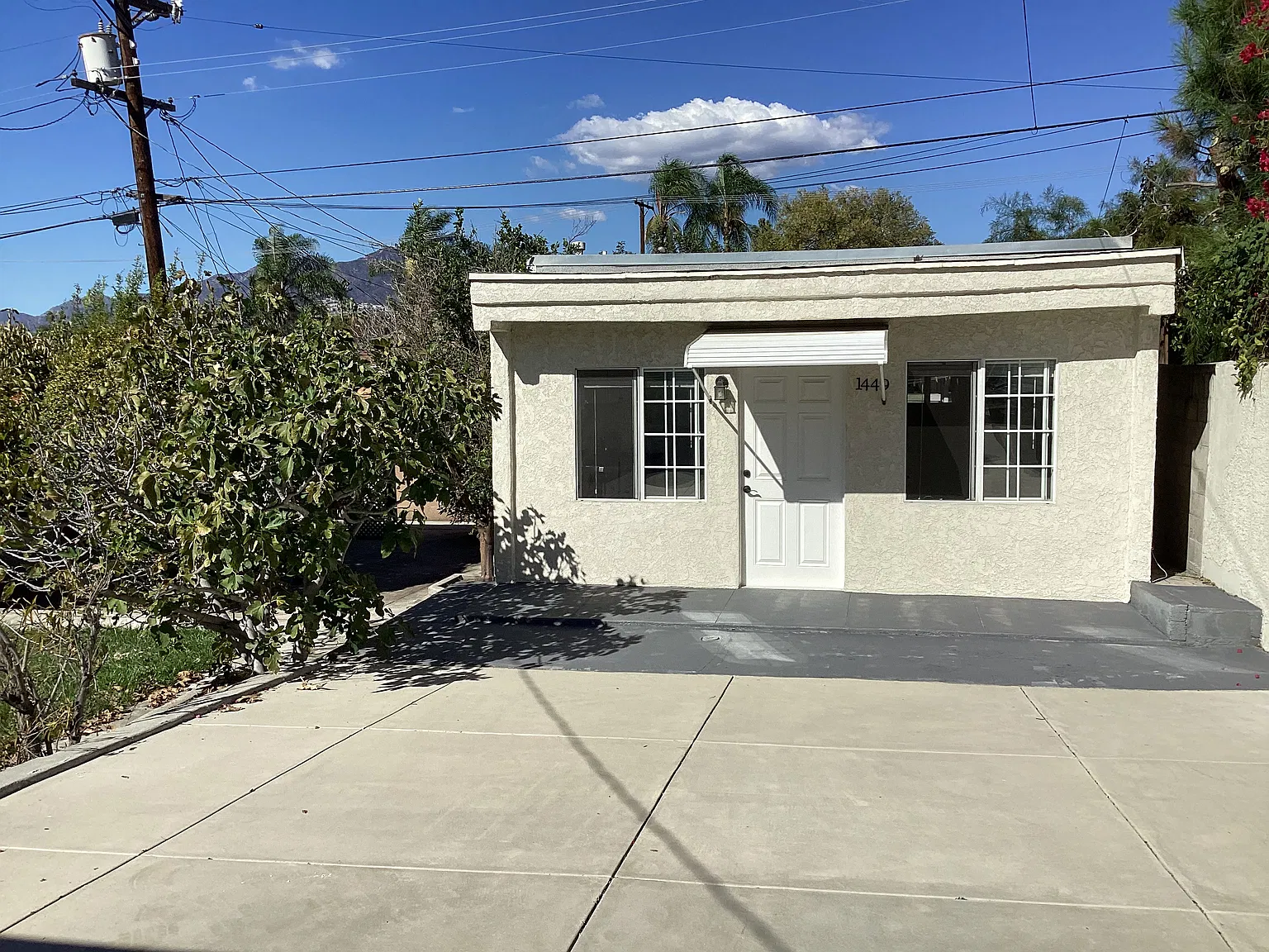 1 bed, 400 sqft, $2,300 — Photo 2