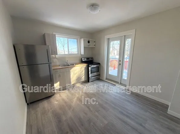 1 Nugent St Unit A, Thunder Bay, ON P7A 4S8