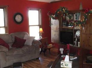 394 Castle Cove Way, Hartford, WI 53027