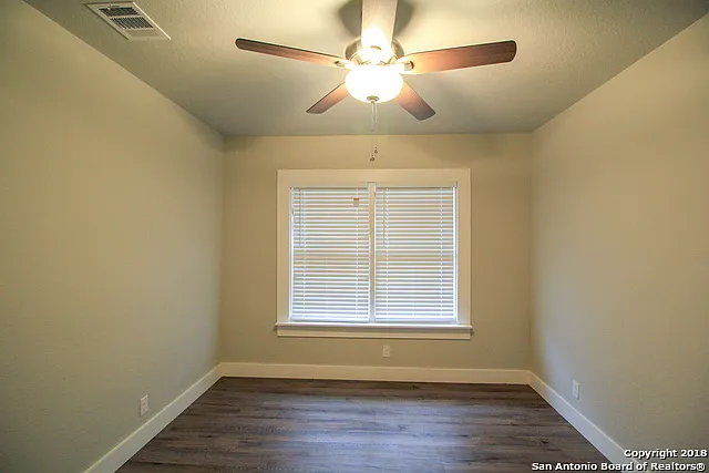 1138 Iowa St — Photo 14