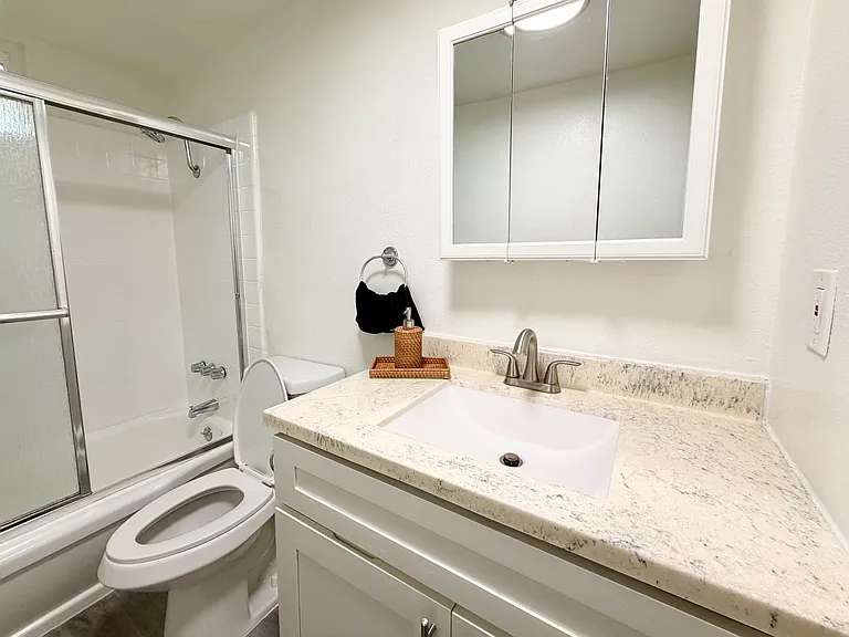 The Cliffs Apartments — Photo 14