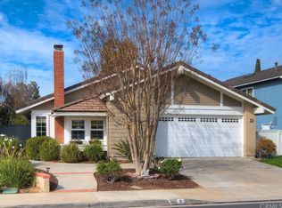 9 Halfmoon, Irvine, CA 92614