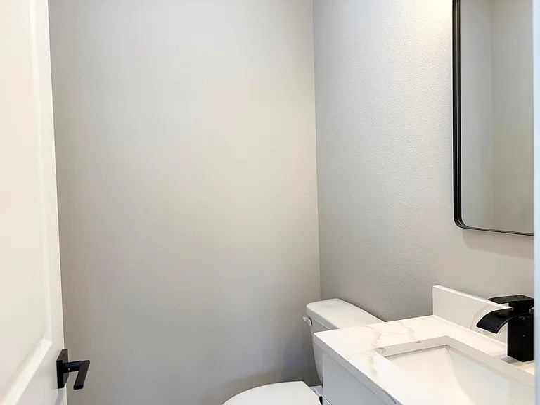2615 Liguria Ln — Photo 11