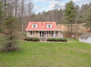 413 Silverleaf Rd, Dugspur, VA 24325