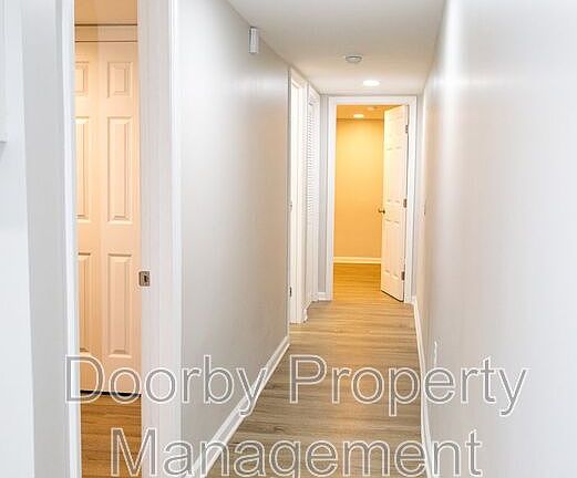 4th image of 1714 Portland St Unit D
