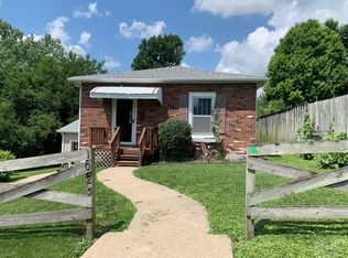 1025 Doemland St, Burlington, IA 52601