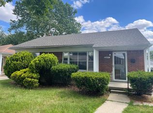 13401 Burton Ave, Oak Park, MI 48237