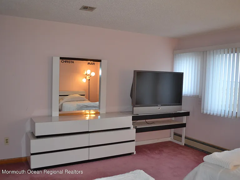 106 Oceanfront — Photo 46