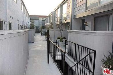 3rd image of 5815 Doverwood Dr Unit 21