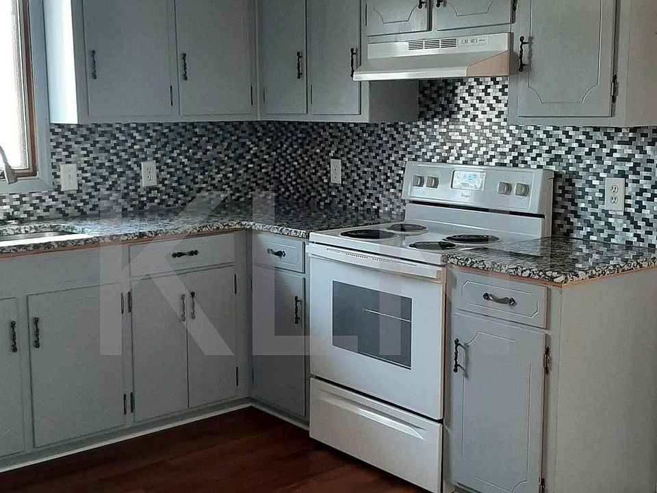 1st image of 1114 Byrd St