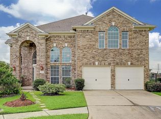 434 Twin Timbers Ln, Kemah, TX 77565