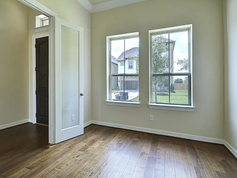Dartmoor Terrace Dr — Photo 26