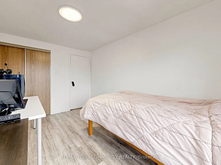 63 Patrice Cres #UPPER — Photo 28