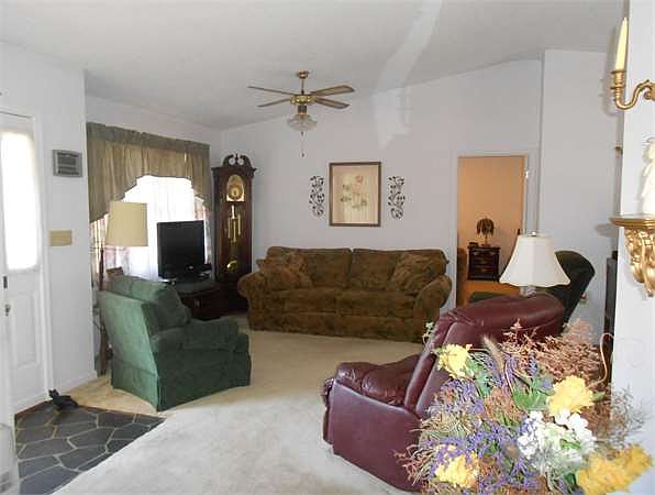 2nd image of 696 Parkersburg Tpke