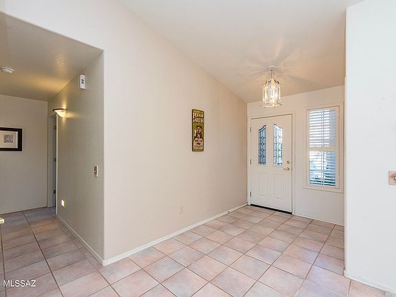 4th image of 63765 E Cat Claw Ln